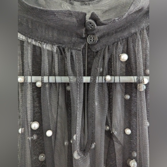 Forever 21 Sheer Mesh Pearl Embellished Blouse Black Size M - Picture 7 of 7